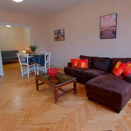 Apartamento Le Spacieux Du Centre Agén Exterior foto