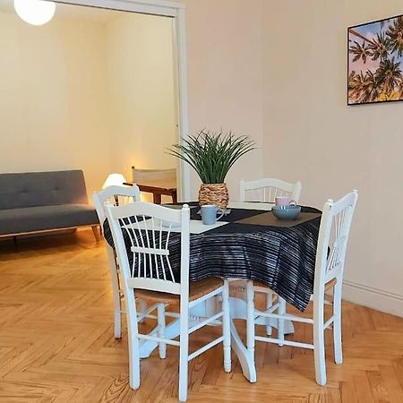 Apartamento Le Spacieux Du Centre Agén Exterior foto
